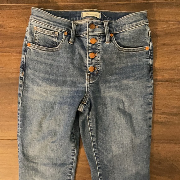 Madewell 9” Mid-Rise Skinny Crop Jeans - Picture 5 of 13
